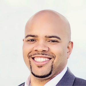 Meet your Posher, Freddie